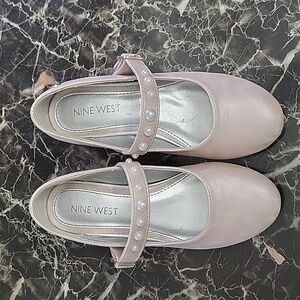 Girls Nine West dress shoes